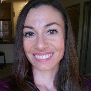 Meet your Posher, Carey